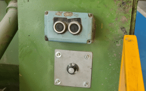 Démontage des anciennes boîtes à boutons