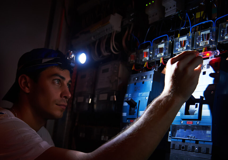Depannage-electrique-entreprise-simandres